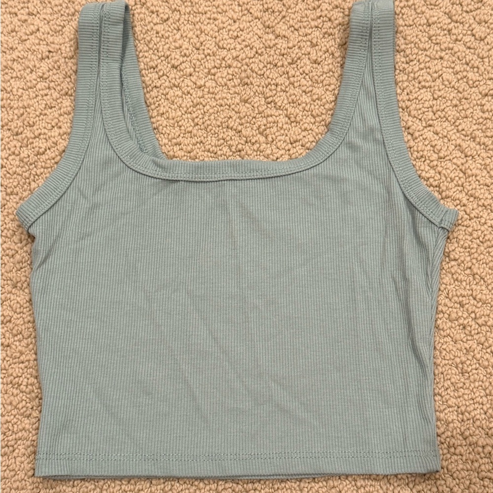 SHEIN Ribbed Crop Top